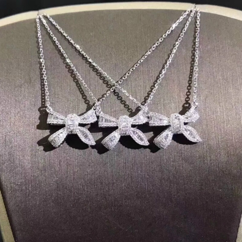 18K钻石蝴蝶结T方钻，戒指，项链，耳钉热卖款